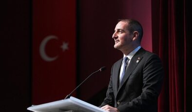 Üsküdar’da “İsmet İnönü’yü Üç Kuşak İnönü Ailesi Anlatıyor” Paneli Gerçekleşti