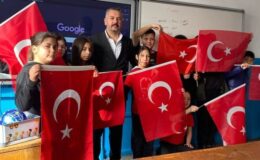 Örnek Müdür Sosyal Yönüyle Fark Yaratıyor