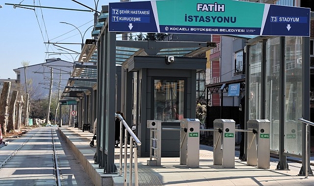 Alikahya istikametinde 6 durağın tabelası asıldı