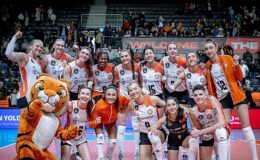 Eczacıbaşı Dynavit normal sezonu galibiyetle tamamladı