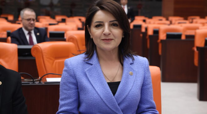 “23 NİSAN SADECE BAYRAM DEĞİL, ÇOCUKLARA KARŞI SORUMLULUKTUR”