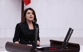 “VERGİ VATANDAŞA, MUAFİYET LÜKSE!”