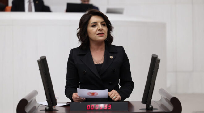 “ÇOCUKLARIN GELECEĞİ TORBA YASALARLA KORUNAMAZ”