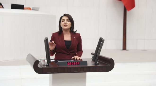 ASGARİ ÜCRETLİ 23 CUMHURİYET ALTINI KAYBETTİ