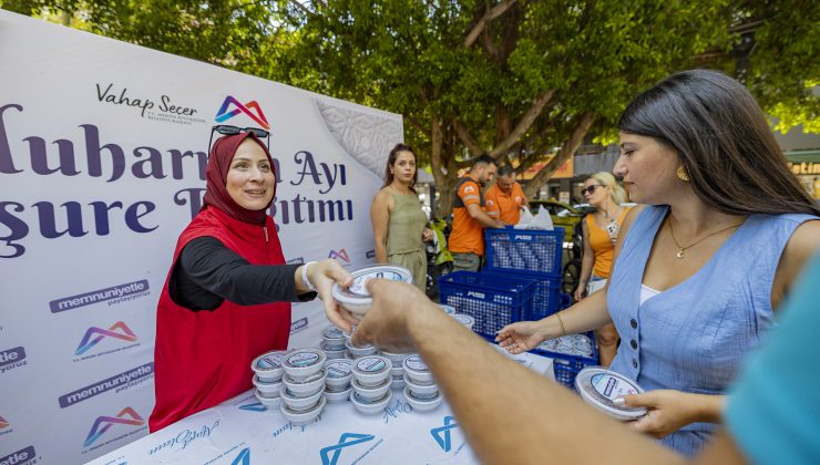 Mersin’in Dört Bir Yanında Aşure Bereketi: 19 Bin Kişilik Dağıtım Yapıldı