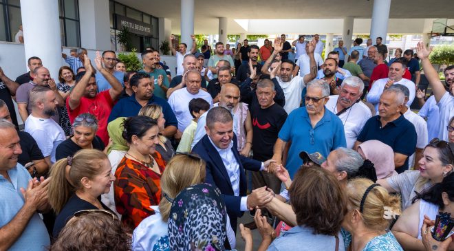 Mezitli Halkı Mecliste Buluştu: Başkan Tuncer’e Tam Destek!