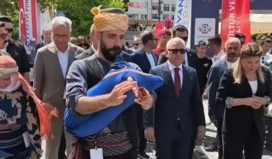 Pinhan Kültür Sanat Derneği Sivas’ta Yaşayan Miras Şöleni Düzenledi