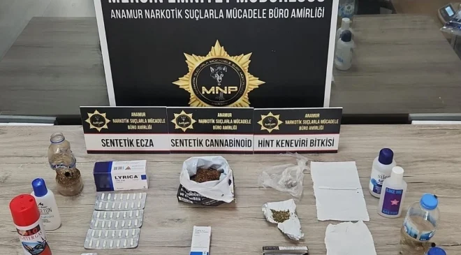 Anamur’da Şafak Operasyonu: 31 Adrese Baskın, Silah ve Sakinleştirici Ele Geçirildi