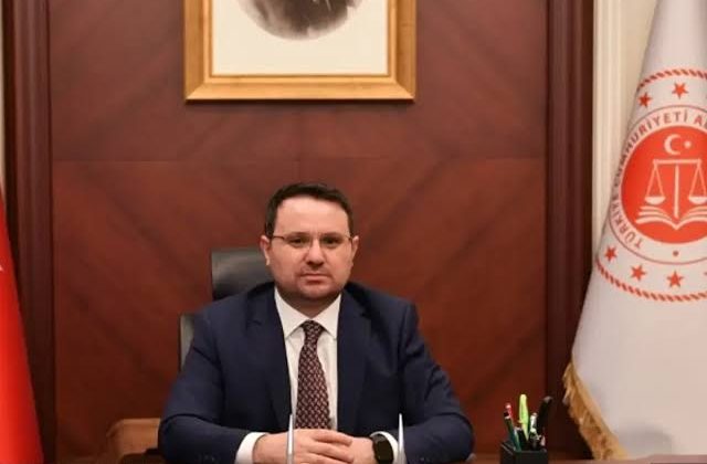 BAKAN GÜRLEK: “52 ORMAN YANGINIYLA İLGİLİ ADLİ SORUŞTURMA BAŞLATILDI”