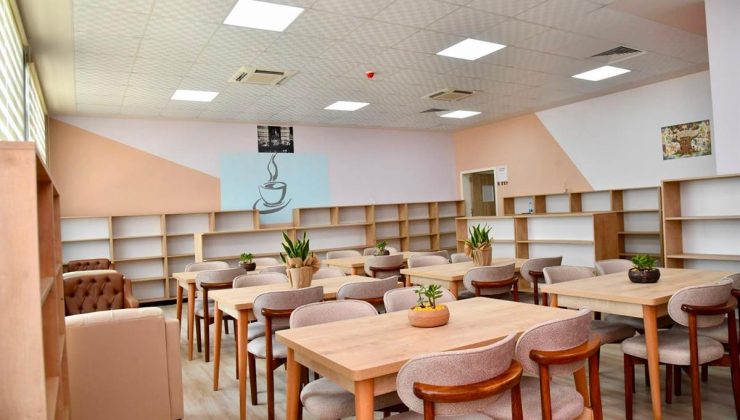 Tarsus’ta “Bilgiye Açılan Kapı” Heyecanı: Şehit Mesut Çiftçi Ortaokulu Kütüphanesi Gün Sayıyor