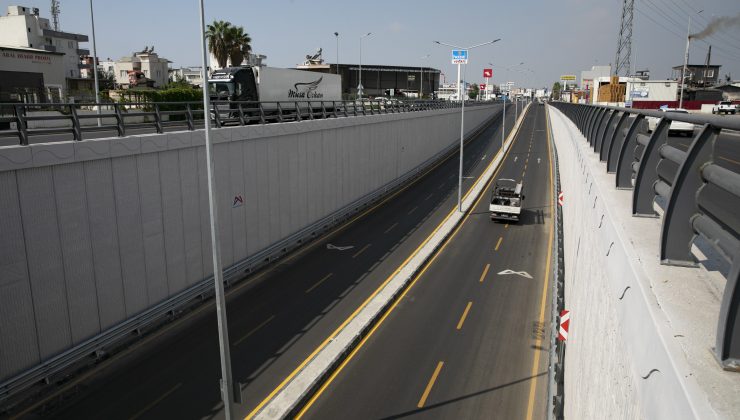 Hal kavşağı trafiği rahatlattı, esnaf memnun kaldı
