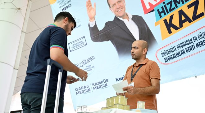 Mersin’de üniversitelilere otogarda ilk karşılama
