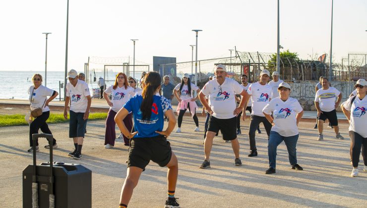 MERSİN BÜYÜKŞEHİR İLE MUHTARLAR SABAH SPORU YAPTI