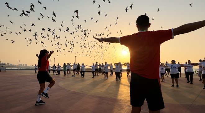 Mersin’de güne sporla başladılar, ulaşımı deneyimlediler