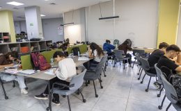 Mersin Büyükşehir Belediyesi’nden Öğrencilere 17 Noktada Eğitim Desteği