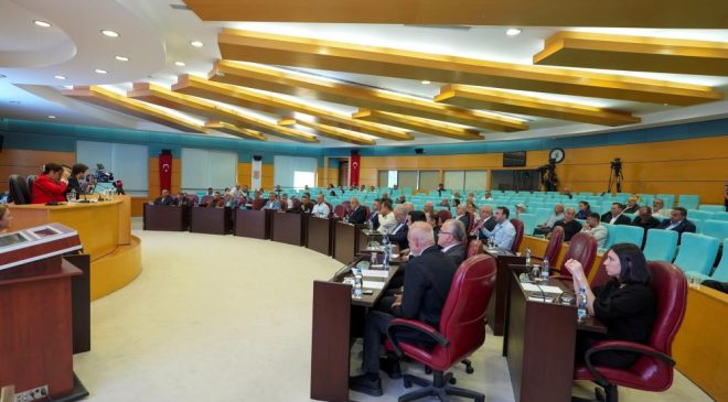 TARSUS BELEDİYE MECLİSİ’NDE 2027 BÜTÇESİ OY BİRLİĞİYLE KABUL EDİLDİ